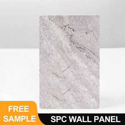 لوحة الحائط SPC 600 * 2440 * 4mm مقاومة للماء و مقاومة للنار لوحة حائط WPC لوحة حائط PVC ورق الرخام الفنير الطلاء الداخلي لوحة حائط للحمام